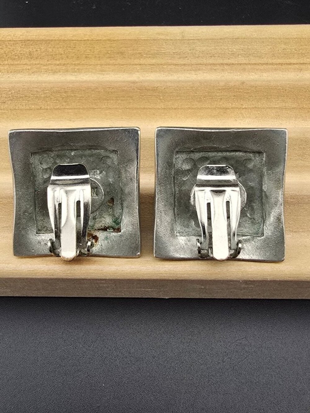 Robin Kahn Blue Enamel Silver Tone Square Clip Earrings - Picture 4 of 6